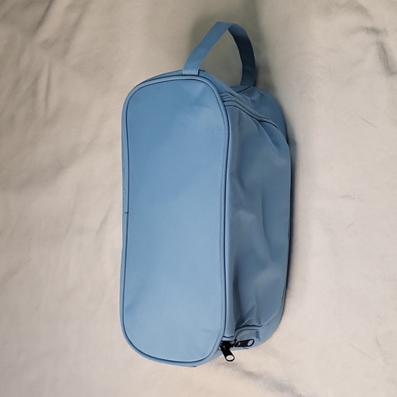 New Balance Shoe Travel Bag. Baby Blue with Silver Print. - Picture 3 of 9